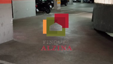 Aparca sense complicacions a Pubilla Casas