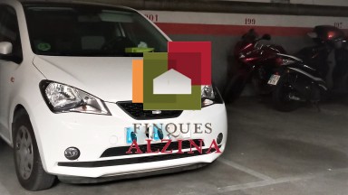 Aparca sense complicacions a Pubilla Casas