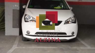 Aparca sense complicacions a Pubilla Casas