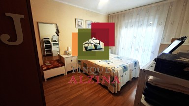IMMOBLE DE 4 HABITACIONS ACTUALMENT 3, LLUM, AMPLITUD I UNA TERRASSA PER VIURE CADA MOMENT.