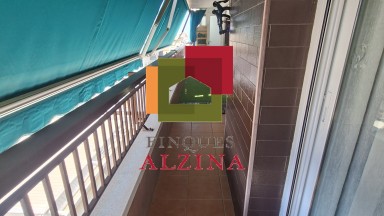 IMMOBLE DE 4 HABITACIONS ACTUALMENT 3, LLUM, AMPLITUD I UNA TERRASSA PER VIURE CADA MOMENT.