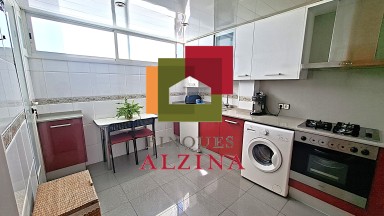 IMMOBLE DE 4 HABITACIONS ACTUALMENT 3, LLUM, AMPLITUD I UNA TERRASSA PER VIURE CADA MOMENT.