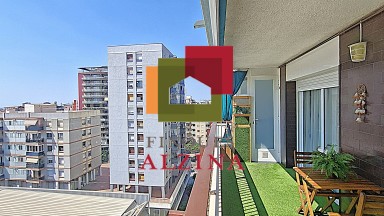IMMOBLE DE 4 HABITACIONS ACTUALMENT 3, LLUM, AMPLITUD I UNA TERRASSA PER VIURE CADA MOMENT.