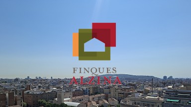 IMMOBLE DE 4 HABITACIONS ACTUALMENT 3, LLUM, AMPLITUD I UNA TERRASSA PER VIURE CADA MOMENT.