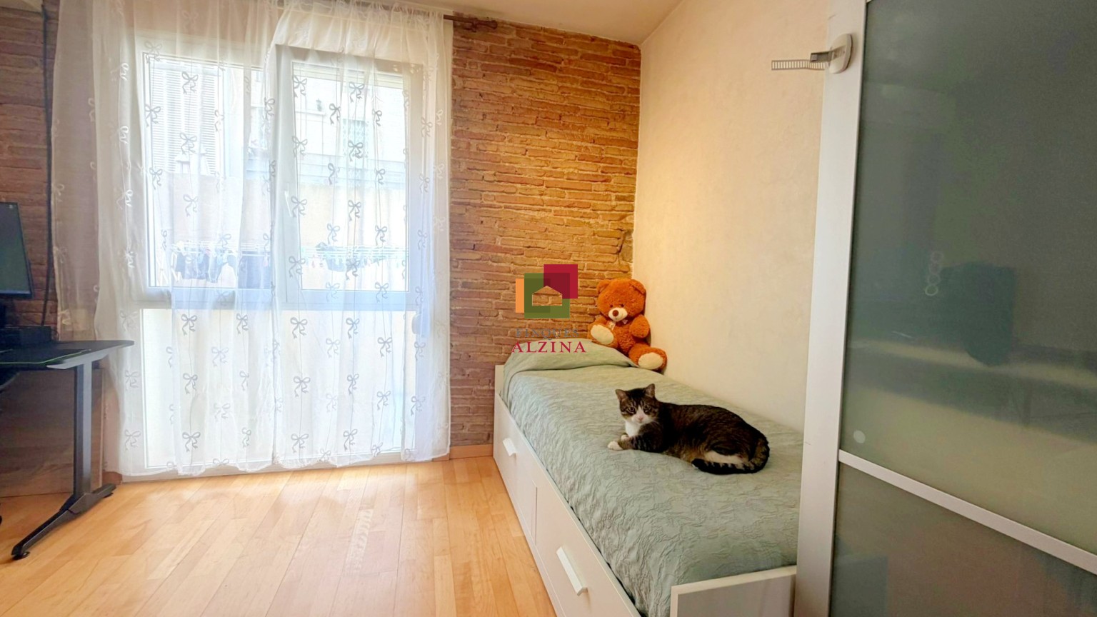 ESPECTACULAR LOFT DE DISEÑO REFORMADO ¡LISTO PARA ENTRAR A VIVIR!
