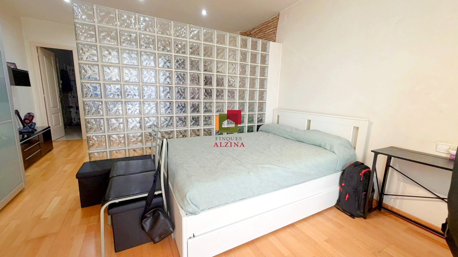 ESPECTACULAR LOFT DE DISEÑO REFORMADO ¡LISTO PARA ENTRAR A VIVIR!