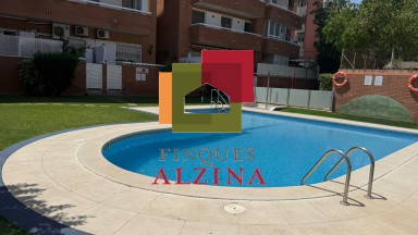LA TEVA NOVA VIDA COMENÇA AQUÍ: PIS AMB PISCINA A CORNELLÀ-RIERA.