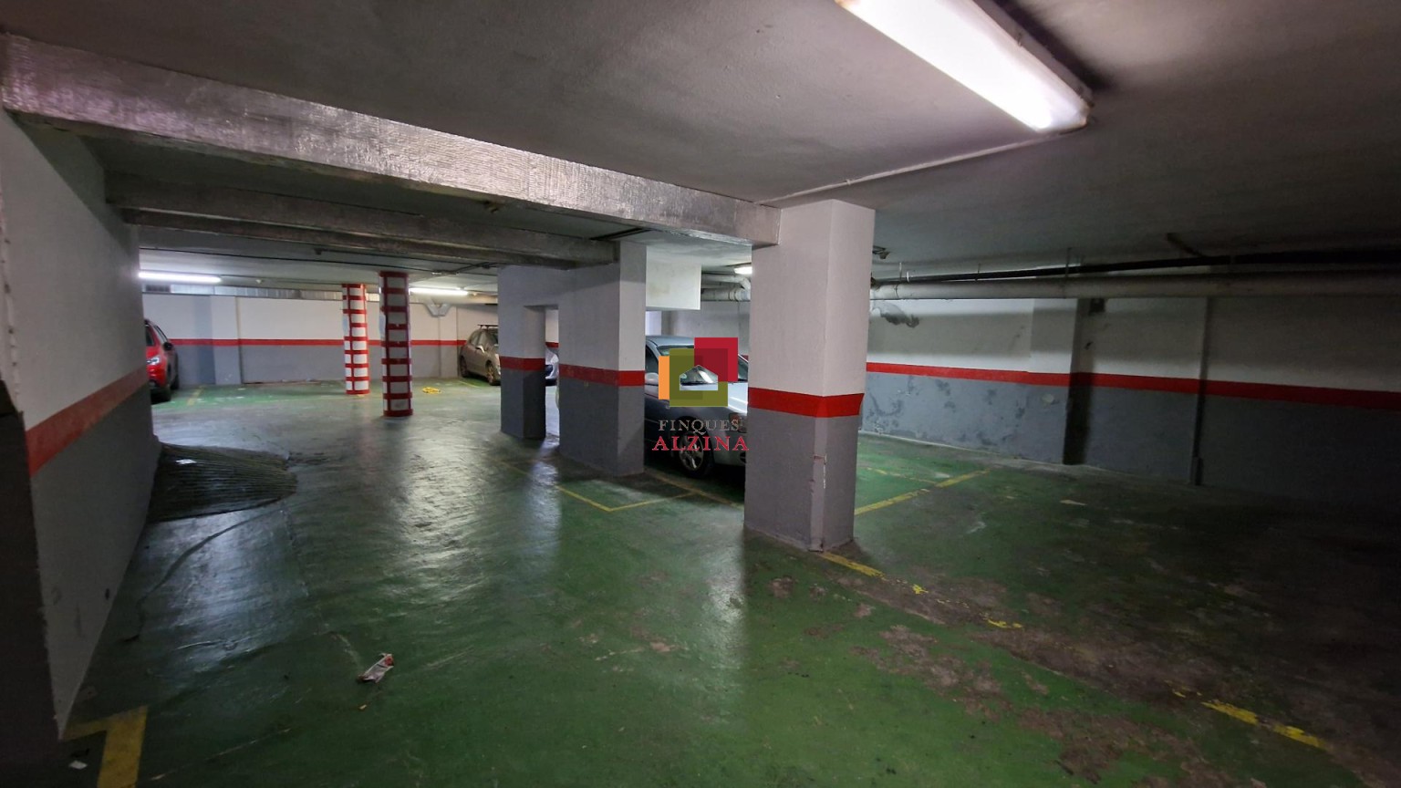 LOCAL DE 386 m² EN VENDA A COLLBLANC – GARATGE EN FUNCIONAMENT AMB GUAL