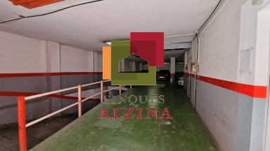 LOCAL DE 386 m² EN VENDA A COLLBLANC – GARATGE EN FUNCIONAMENT AMB GUAL