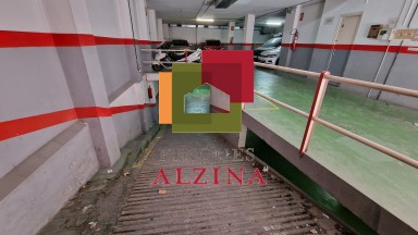LOCAL DE 386 m² EN VENDA A COLLBLANC – GARATGE EN FUNCIONAMENT AMB GUAL