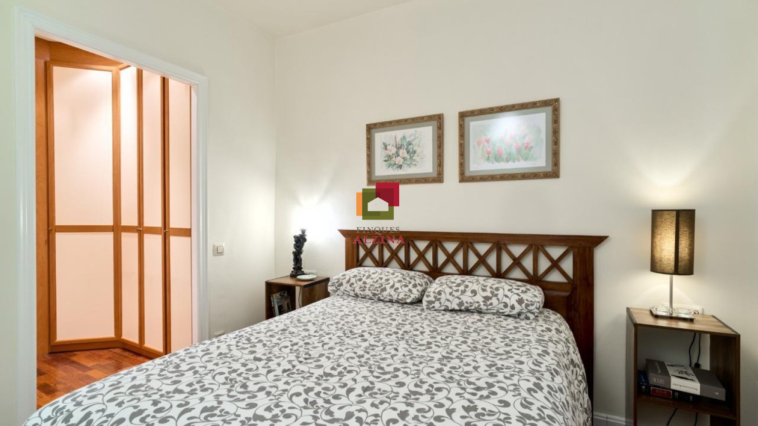 Piso reformado con encanto en Comte d’Urgell – Diputació