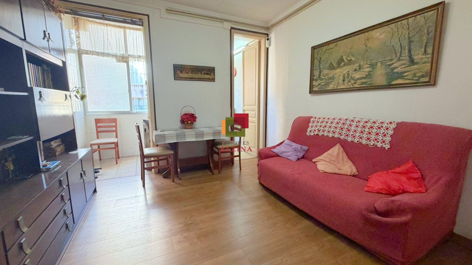 Piso con encanto y gran potencial de reforma en Sant Antoni – Raval