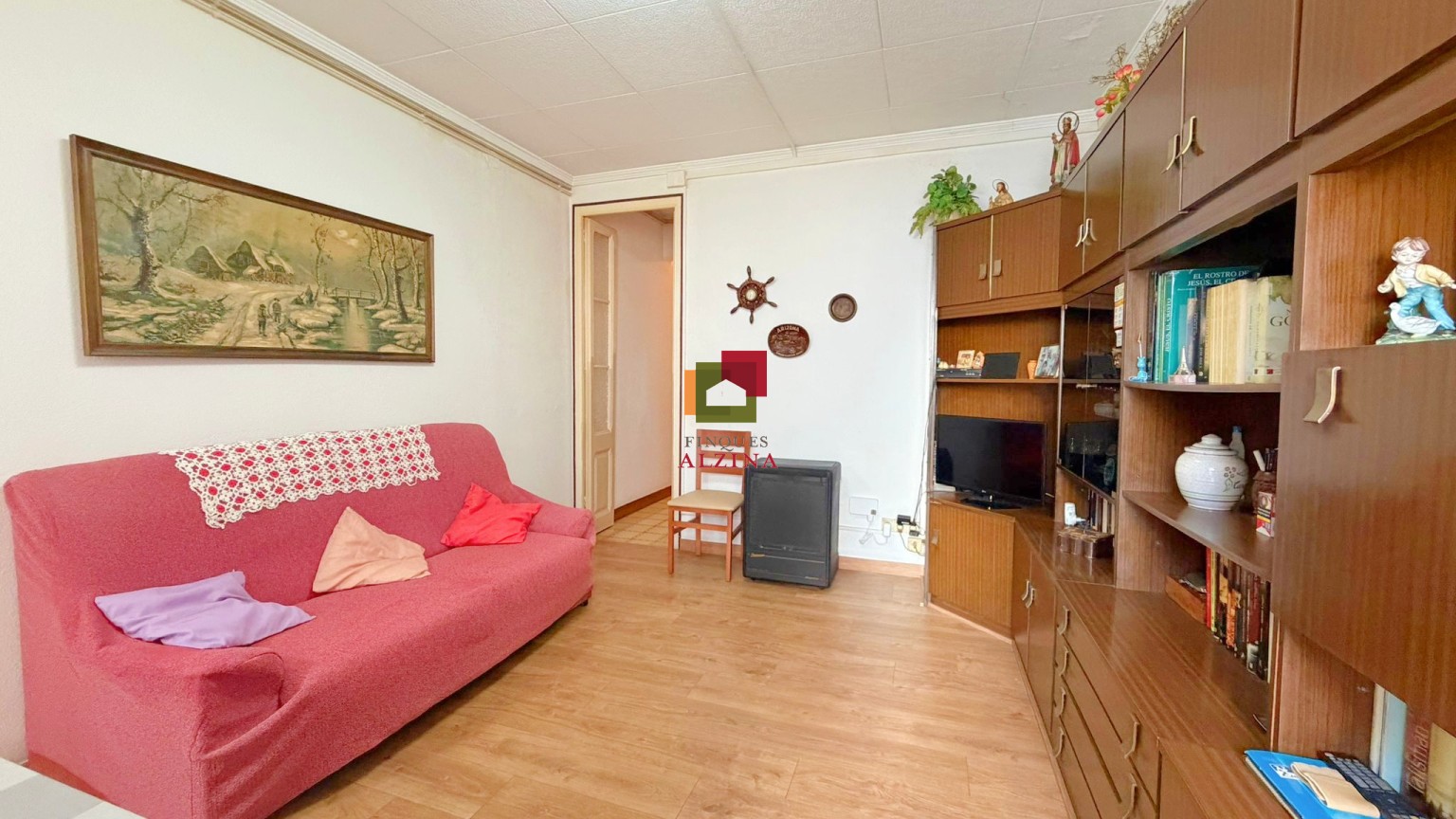 Piso con encanto y gran potencial de reforma en Sant Antoni – Raval