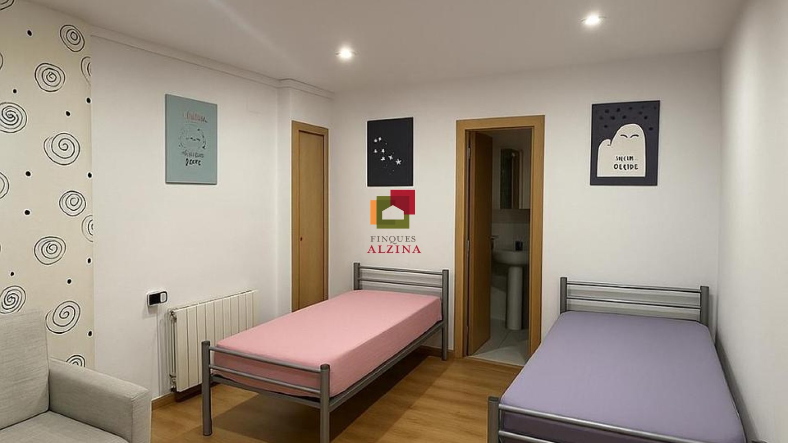 AMPLIO PISO REFORMADO EN GAVÀ