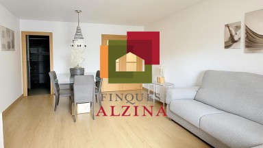 AMPLIO PISO REFORMADO EN GAVÀ