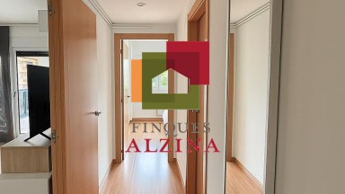 AMPLIO PISO REFORMADO EN GAVÀ