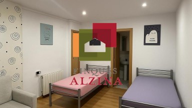 AMPLIO PISO REFORMADO EN GAVÀ