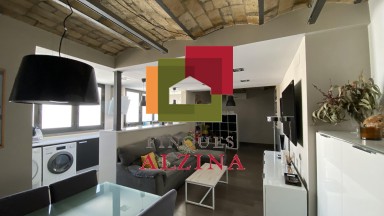 ÀTIC AMB TERRASSA A LA NOVA ESQUERRA DE L’EIXAMPLE