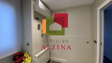 ÀTIC AMB TERRASSA A LA NOVA ESQUERRA DE L’EIXAMPLE