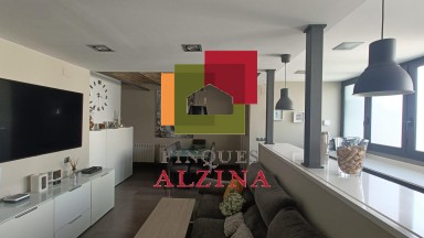 ÁTICO CON TERRAZA EN LA NOVA ESQUERRA DE L’EIXAMPLE