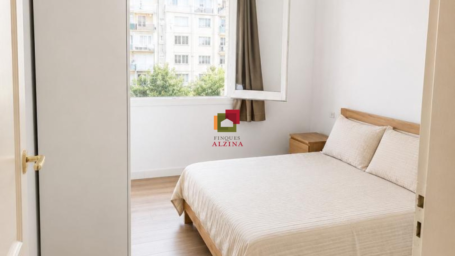 ON BARCELONA ES CONVERTEIX EN LLAR: UN EXCLUSIU HABITATGE EN ENRIC GRANATS