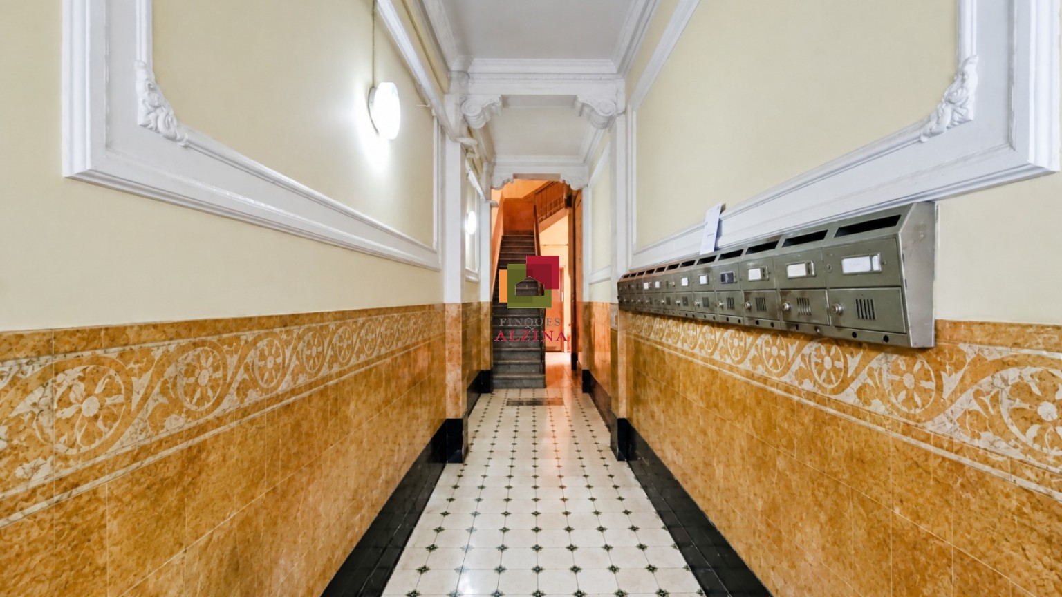 ARQUITECTURA AMB HISTÒRIA, DISSENY PER GAUDIR