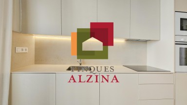 ARQUITECTURA AMB HISTÒRIA, DISSENY PER GAUDIR
