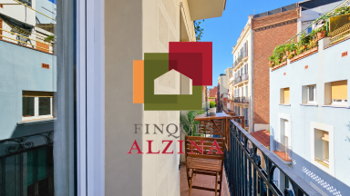 ARQUITECTURA AMB HISTÒRIA, DISSENY PER GAUDIR